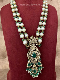 18k Polki Locket with Emerald Beads (PL 5192)