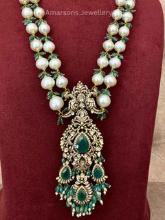 18k Polki Locket with Emerald Beads (PL 5192)
