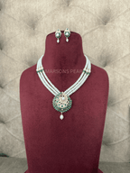 Green Emerald Pearl Rani Haar