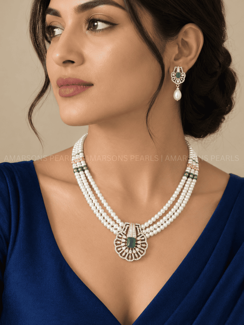 Emerald Grace Pearl Rani Haar