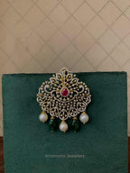 Regal Splendor: Diamond Pendant