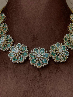 Exquisite Diamond and Emerald Necklace