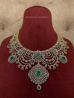 Stunning 18K VVS EF Diamond Necklace