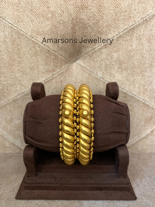 Luxurious Gold Nakshi Bangles ( GB-3681)